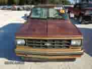 1988 Chevrolet Blazer с VIN 1GNCS18R1J0106286, выставлен на аукционе Copart как лот 76802554 с пробегом 190 360 миль миль и Списание • Salvage title. История ставок и продаж доступна на DreamBid. Изображение 5.