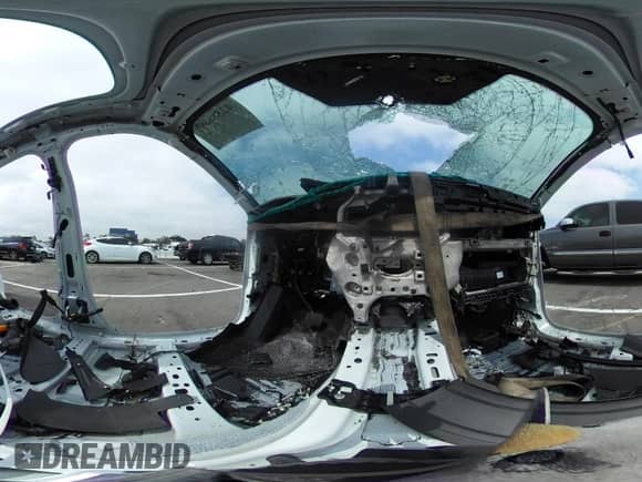 2025 Ford Explorer with VIN 1FMWK7HC1SGA65781, listed as a IAAI auction lot 42586897 with Not provided miles and . Bid and sale history available at DreamBid. Image 18.