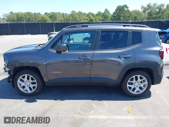 2017 Jeep Renegade Latitude z VIN ZACCJABB9HPF72060, wystawiony jako IAAI lot #43168388 z przebiegiem 54 259 mil mil oraz . Historia ofert i sprzedaży dostępna na DreamBid. Obrazek 15.