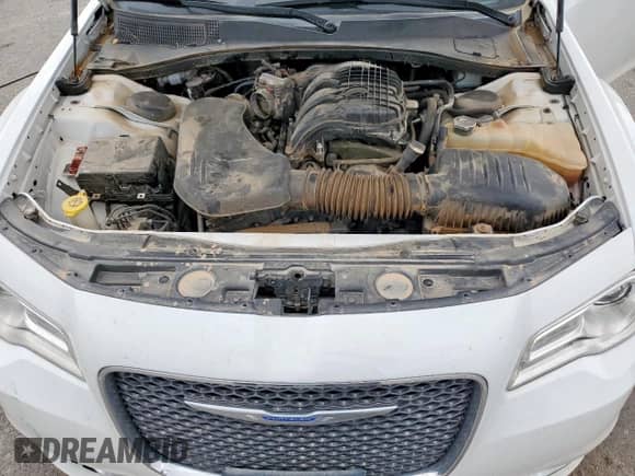 2018 Chrysler 300 Limited с VIN 2C3CCAEG8JH324413, выставлен на аукционе Copart как лот 63115245 с пробегом 98 537 миль миль и Списание • Salvage title. История ставок и продаж доступна на DreamBid. Изображение 11.