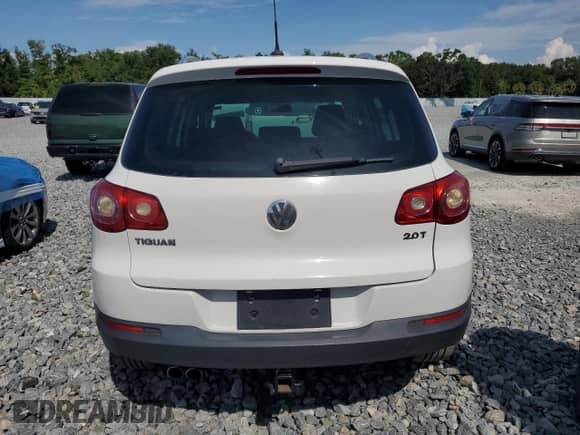 2010 Volkswagen Tiguan с VIN WVGAV9AX4AW509914, выставлен на аукционе Copart как лот 64228325 с пробегом 184 159 миль миль и Списание • Salvage title. История ставок и продаж доступна на DreamBid. Изображение 6.