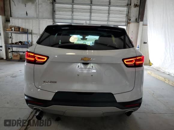 2023 Chevrolet Blazer LT z VIN 3GNKBDR40PS179733, wystawiony jako Copart lot #68961315 z przebiegiem 46 193 mil mil oraz Szkoda całkowita • Salvage title. Historia ofert i sprzedaży dostępna na DreamBid. Obrazek 6.