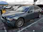 2005 BMW 7 Series 745i z VIN WBAGL63565DP76324, wystawiony jako Copart lot #45037385 z przebiegiem 52 771 mil mil oraz Szkoda całkowita • Salvage title. Historia ofert i sprzedaży dostępna na DreamBid. Obrazek 1.