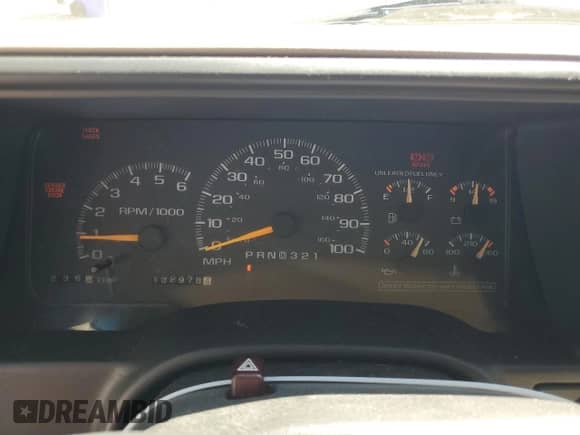 1997 Chevrolet Silverado 1500 with VIN 1GCEC14R4VZ211975, listed as a Copart auction lot 50190115 with 132,978 mi miles and Salvage title. Bid and sale history available at DreamBid. Image 9.