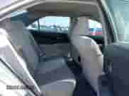 2013 Toyota Camry LE z VIN 4T1BD1FK1DU070466, wystawiony jako IAAI lot #42118169 z przebiegiem 144 680 mil mil oraz . Historia ofert i sprzedaży dostępna na DreamBid. Obrazek 8.