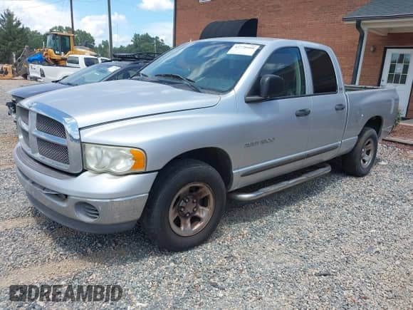 2002 Dodge 1500 with VIN 3B7HA18N32G102218, listed as a IAAI auction lot 42770460 with 131,583 mi miles and . Bid and sale history available at DreamBid. Image 2.