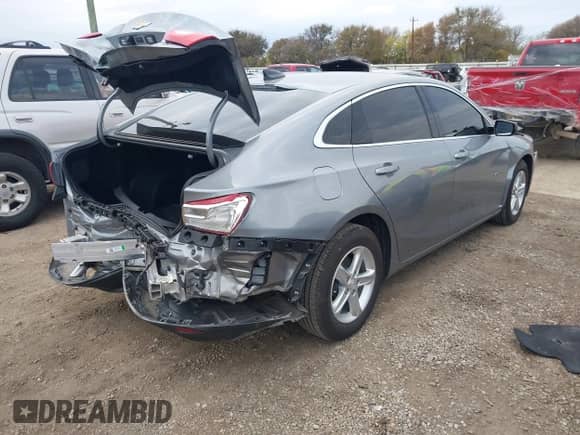 2025 Chevrolet Malibu LS with VIN 1G1ZB5ST0SF102588, listed as a IAAI auction lot 41048948 with 6,205 mi miles and . Bid and sale history available at DreamBid. Image 4.