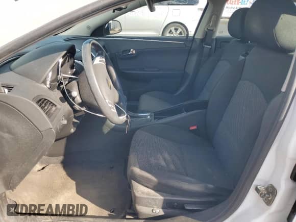 2012 Chevrolet Malibu 1LT z VIN 1G1ZC5EU3CF397589, wystawiony jako Copart lot #90520215 z przebiegiem 87 915 mil mil oraz Nie do naprawy • Non repairable. Historia ofert i sprzedaży dostępna na DreamBid. Obrazek 7.