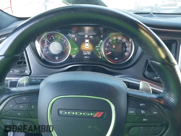 2021 Dodge Challenger R/T Scat Pack Widebody с VIN 2C3CDZFJ9MH641563, выставлен на аукционе IAAI как лот 42813149 с пробегом 60 854 миль миль и . История ставок и продаж доступна на DreamBid. Изображение 7.