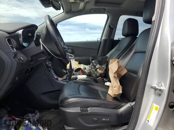 2017 Chevrolet Trax Premier with VIN 3GNCJMSB8HL237132, listed as a Copart auction lot 67581915 with 113,224 mi miles and Salvage title. Bid and sale history available at DreamBid. Image 7.