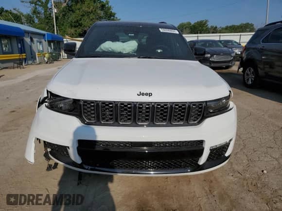 2023 Jeep Grand Cherokee Summit Reserve with VIN 1C4RJKEG3P8736786, listed as a Copart auction lot 59098804 with 16,064 mi miles and Salvage title. Bid and sale history available at DreamBid. Image 5.