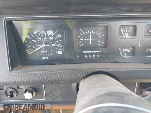 1981 Ford F-150 with VIN 1FTDF15E3BNA54005, listed as a IAAI auction lot 43439553 with 32,525 mi miles and . Bid and sale history available at DreamBid. Image 7.