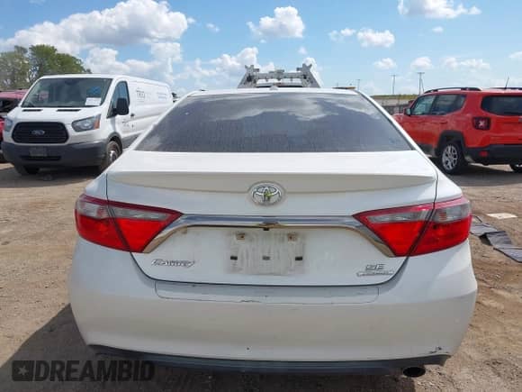 2016 Toyota Camry XLE with VIN 4T1BF1FK7GU187712, listed as a IAAI auction lot 43099840 with 131,543 mi miles and . Bid and sale history available at DreamBid. Image 16.