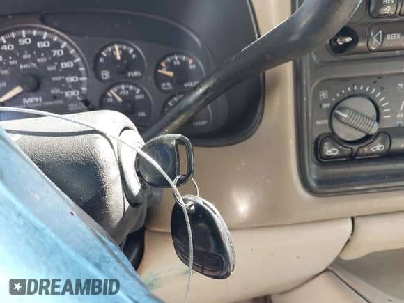 2002 Chevrolet Tahoe LT с VIN 1GNEC13Z62J274157, выставлен на аукционе IAAI как лот 42055825 с пробегом 244 250 миль миль и . История ставок и продаж доступна на DreamBid. Изображение 11.