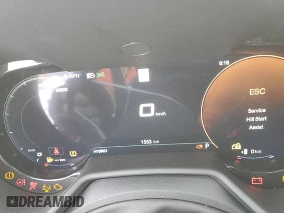 2024 Dodge Hornet R/T z VIN ZACPDFCW7R3A12327, wystawiony jako Copart lot #45739315 z przebiegiem 1 553 mil mil oraz Szkoda całkowita • Salvage title. Historia ofert i sprzedaży dostępna na DreamBid. Obrazek 9.