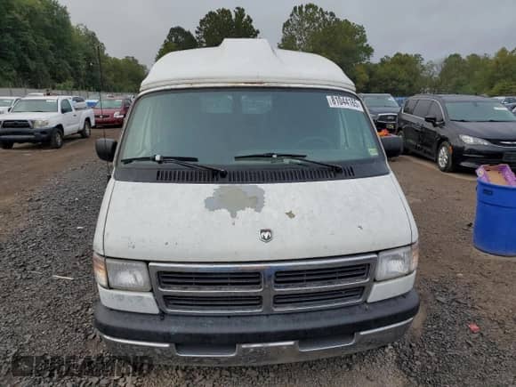 1996 Dodge Cargo with VIN 2B7HB21Y7TK143205, listed as a Copart auction lot 81044165 with 83,774 mi miles and Clean title. Bid and sale history available at DreamBid. Image 5.