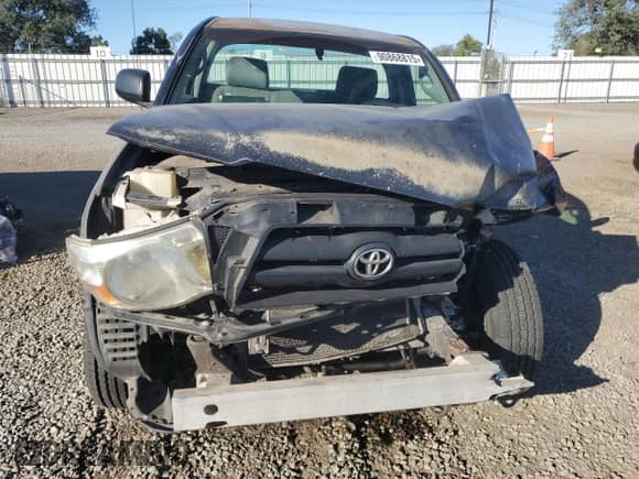 2005 Toyota Tacoma с VIN 5TENX22N75Z010490, выставлен на аукционе Copart как лот 90868815 с пробегом 295 521 миль миль и Чистый • Clean title. История ставок и продаж доступна на DreamBid. Изображение 5.