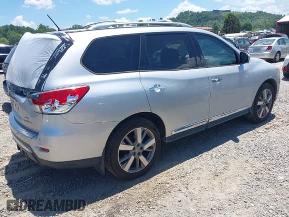 2014 Nissan Pathfinder S z VIN 5N1AR2MM4EC727047, wystawiony jako IAAI lot #42654239 z przebiegiem 158 928 mil mil oraz . Historia ofert i sprzedaży dostępna na DreamBid. Obrazek 4.