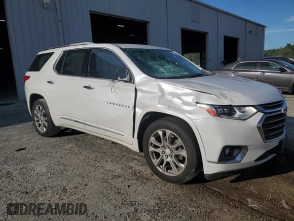 2018 Chevrolet Traverse Premier with VIN 1GNERKKW6JJ156068, listed as a Copart auction lot 81706905 with 148,091 mi miles and Salvage title. Bid and sale history available at DreamBid. Image 4.