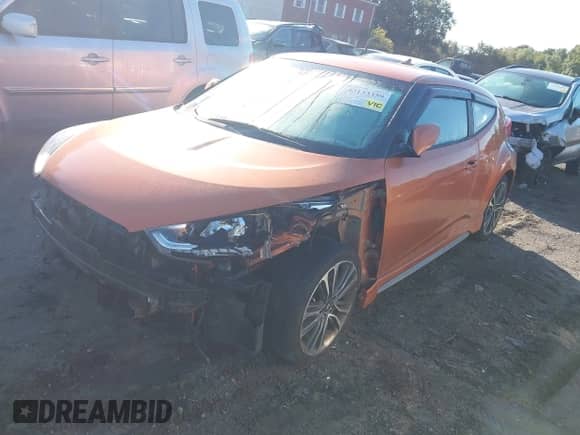 2016 Hyundai Veloster Turbo Rally Edition с VIN KMHTC6AE4GU304285, выставлен на аукционе IAAI как лот 43133359 с пробегом 186 694 миль миль и . История ставок и продаж доступна на DreamBid. Изображение 2.