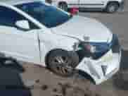 2020 Hyundai Elantra SEL z VIN 5NPD84LFXLH512650, wystawiony jako IAAI lot #43410928 z przebiegiem 81 785 mil mil oraz . Historia ofert i sprzedaży dostępna na DreamBid. Obrazek 17.