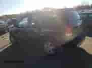 2007 Saturn VUE I4 with VIN 5GZCZ33D97S842108, listed as a Copart auction lot 77674124 with 186,598 mi miles and Salvage title. Bid and sale history available at DreamBid. Image 2.