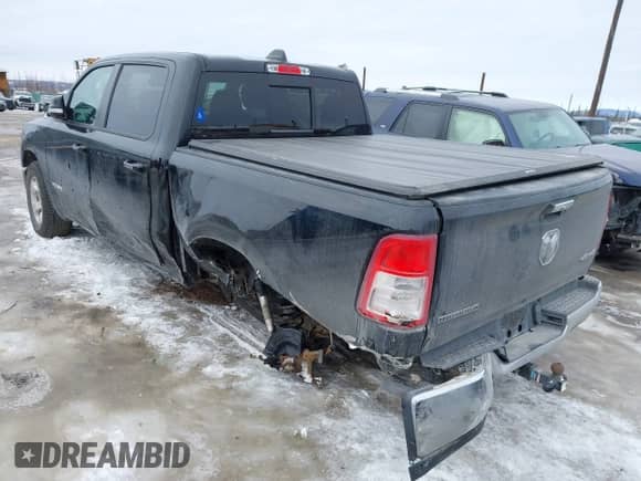 2020 Ram 1500 Big Horn with VIN 1C6RRFFG0LN334919, listed as a IAAI auction lot 41916766 with 45,237 mi miles and . Bid and sale history available at DreamBid. Image 3.