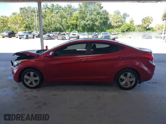 2013 Hyundai Elantra GLS с VIN KMHDH4AE7DU769181, выставлен на аукционе IAAI как лот 43297328 с пробегом 86 578 миль миль и . История ставок и продаж доступна на DreamBid. Изображение 14.
