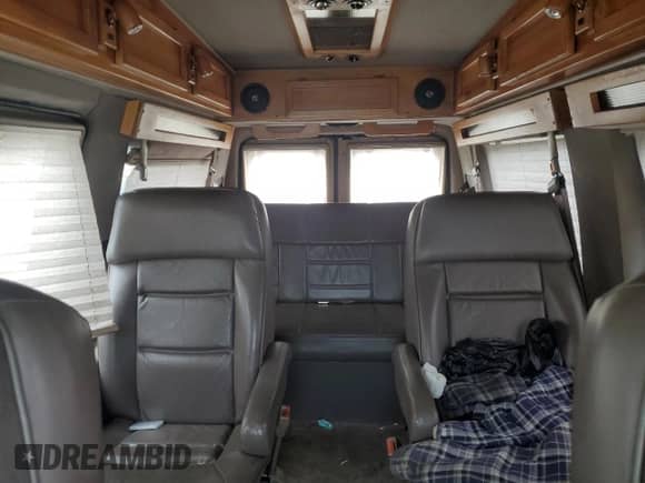 1995 Ford Econoline Cargo with VIN 1FDEE14N8SHA52902, listed as a Copart auction lot 44407505 with 81,474 mi miles and Salvage title. Bid and sale history available at DreamBid. Image 10.