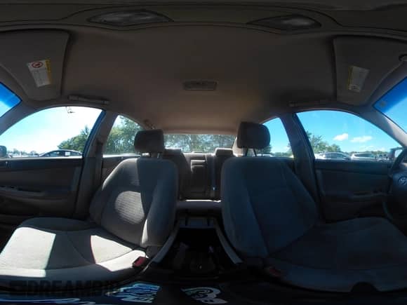 2002 Toyota Camry XLE with VIN 4T1BF32K22U503284, listed as a IAAI auction lot 42563001 with 138,316 mi miles and . Bid and sale history available at DreamBid. Image 18.