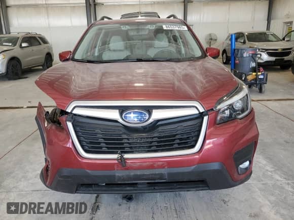 2021 Subaru Forester Premium with VIN JF2SKAJC6MH582244, listed as a Copart auction lot 86537985 with 37,917 mi miles and Salvage title. Bid and sale history available at DreamBid. Image 5.