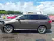 2015 Nissan Pathfinder SV с VIN 5N1AR2MN0FC704228, выставлен на аукционе IAAI как лот 42248054 с пробегом 144 106 миль миль и . История ставок и продаж доступна на DreamBid. Изображение 14.