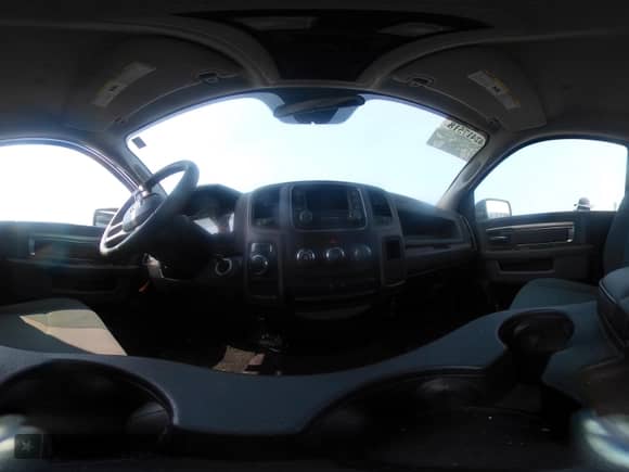 2019 Ram 1500 Tradesman z VIN 3C6JR6DT8KG537254, wystawiony jako IAAI lot #42417518 z przebiegiem 113 491 mil mil oraz . Historia ofert i sprzedaży dostępna na DreamBid. Obrazek 24.