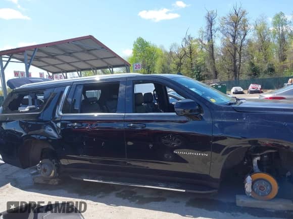 2023 Chevrolet Suburban LT с VIN 1GNSKCKD7PR242561, выставлен на аукционе IAAI как лот 41967485 с пробегом Не указан миль и . История ставок и продаж доступна на DreamBid. Изображение 19.