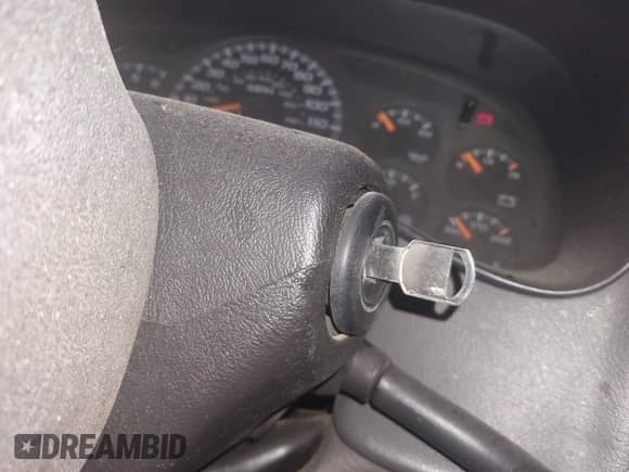 2003 GMC Sierra 1500 SLT z VIN 1GTEK19T63E280453, wystawiony jako IAAI lot #42565954 z przebiegiem 267 969 mil mil oraz . Historia ofert i sprzedaży dostępna na DreamBid. Obrazek 11.