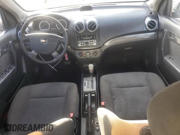 2007 Chevrolet Aveo LT z VIN KL1TG56687B158173, wystawiony jako Copart lot #66711975 z przebiegiem 157 695 mil mil oraz Szkoda całkowita • Salvage title. Historia ofert i sprzedaży dostępna na DreamBid. Obrazek 8.