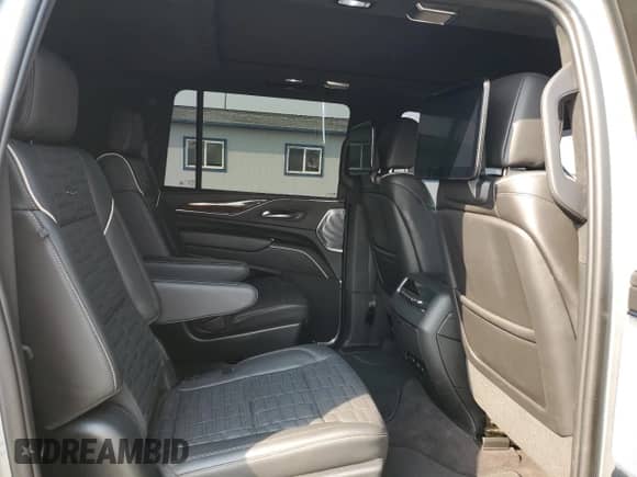 2023 Cadillac Escalade with VIN WA98255980, listed as a Copart auction lot 69119595 with 32,616 mi miles and Clean title. Bid and sale history available at DreamBid. Image 11.