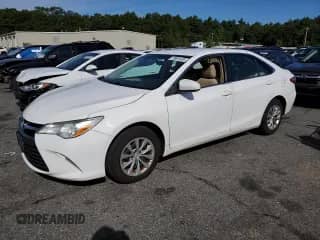 2016 Toyota Camry LE с VIN 4T4BF1FK8GR517668, выставлен на аукционе Copart как лот 70681435 с пробегом 168 839 миль миль и Списание • Salvage title. История ставок и продаж доступна на DreamBid. Изображение 1.