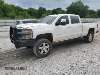 2015 Chevrolet Silverado 2500HD LTZ z VIN 1GC1KWE84FF587907, wystawiony jako Copart lot #63983895 z przebiegiem 264 543 mil mil oraz Czysty tytuł • Clean title. Historia ofert i sprzedaży dostępna na DreamBid. Obrazek 1.