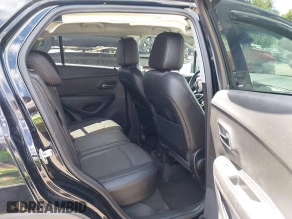 2019 Chevrolet Trax LT с VIN 3GNCJPSB2KL227642, выставлен на аукционе IAAI как лот 43096584 с пробегом 56 410 миль миль и . История ставок и продаж доступна на DreamBid. Изображение 8.