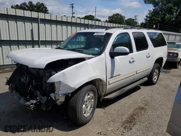 2012 Chevrolet Suburban LT с VIN 1GNSCJE09CR103875, выставлен на аукционе Copart как лот 59932075 с пробегом Не указан миль и Списание • Salvage title. История ставок и продаж доступна на DreamBid. Изображение 1.