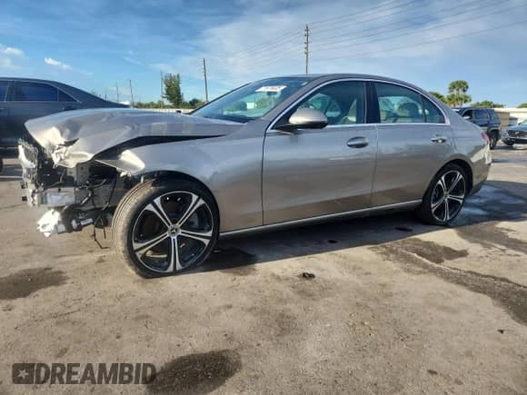 2023 Mercedes-Benz C 300 z VIN W1KAF4GB6PR096892, wystawiony jako Copart lot #71679435 z przebiegiem 3 168 mil mil oraz Szkoda całkowita • Salvage title. Historia ofert i sprzedaży dostępna na DreamBid. Obrazek 1.