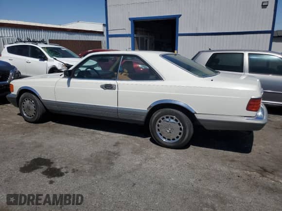 1984 Mercedes-Benz 500 с VIN WDBCA44A1EA029351, выставлен на аукционе Copart как лот 59357115 с пробегом 155 975 миль миль и Чистый • Clean title. История ставок и продаж доступна на DreamBid. Изображение 2.