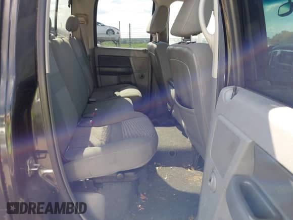 2008 Dodge 1500 SLT with VIN 1D7HU182X8S552792, listed as a IAAI auction lot 43104313 with 239,293 mi miles and . Bid and sale history available at DreamBid. Image 8.