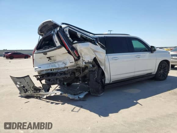 2021 Cadillac Escalade ESV Sport Platinum with VIN 1GYS4RKLXMR274214, listed as a Copart auction lot 71065314 with 47,176 mi miles and Salvage title. Bid and sale history available at DreamBid. Image 3.
