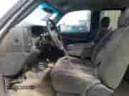 2005 Chevrolet Silverado 3500 с VIN 1GCHK39255E244871, выставлен на аукционе Copart как лот 48545895 с пробегом 333 299 миль миль и Списание • Salvage title. История ставок и продаж доступна на DreamBid. Изображение 7.