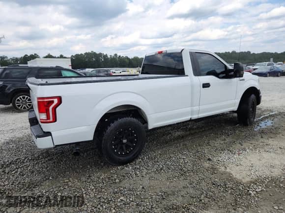 2017 Ford F-150 XL с VIN 1FTMF1C86HKD06918, выставлен на аукционе Copart как лот 71556305 с пробегом 203 452 миль миль и Списание • Salvage title. История ставок и продаж доступна на DreamBid. Изображение 3.