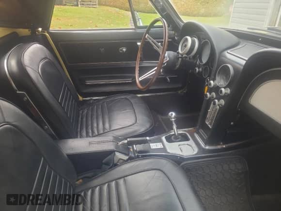 1967 Chevrolet Corvette с VIN RBT89KJB422477927, выставлен на аукционе Copart как лот 78889654 с пробегом 22 376 миль миль и Чистый • Clean title. История ставок и продаж доступна на DreamBid. Изображение 5.
