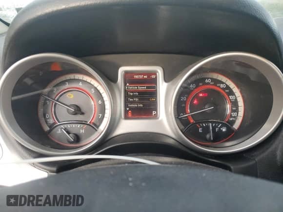 2014 Dodge Journey SXT with VIN 3C4PDDBG0ET178859, listed as a Copart auction lot 82475745 with 193,737 mi miles and Salvage title. Bid and sale history available at DreamBid. Image 9.