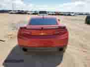 2017 Chevrolet Camaro 1SS z VIN 1G1FF1R72H0180729, wystawiony jako Copart lot #69477595 z przebiegiem 147 697 mil mil oraz Szkoda całkowita • Salvage title. Historia ofert i sprzedaży dostępna na DreamBid. Obrazek 6.